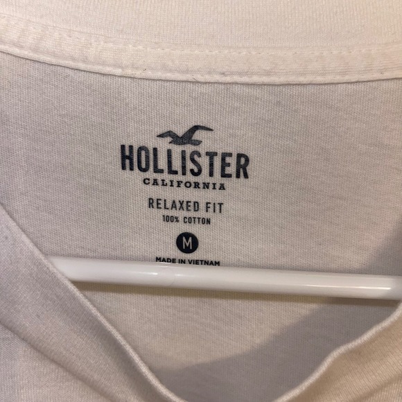 Hollister Star Wars The Mandalorian Graphic Tee Men's Medium White Grogu - Picture 2 of 4